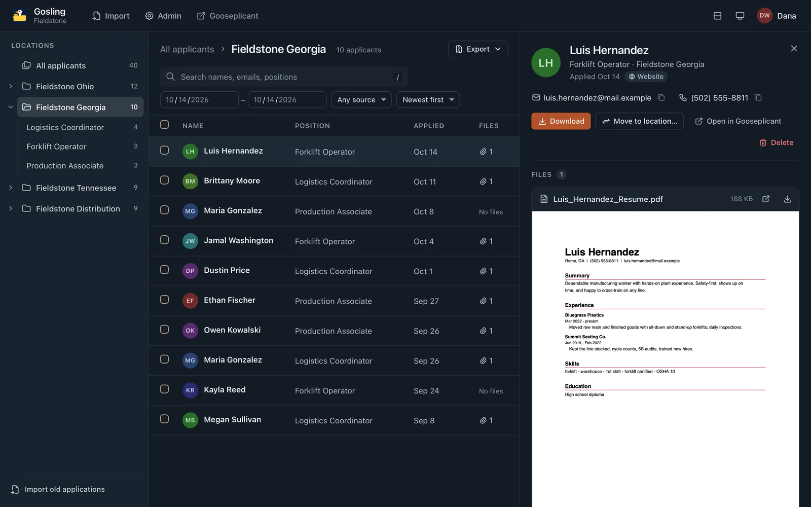 The same Gosling folder and applicant pane in the dark theme.